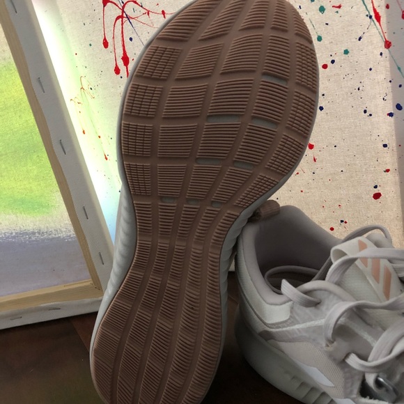 Adidas Bounce shoes - Picture 6 of 8